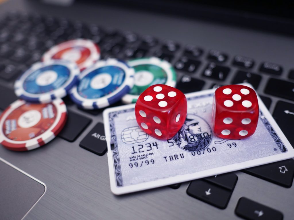 What Are The Benefits Of Playing Casino Games Online Internet